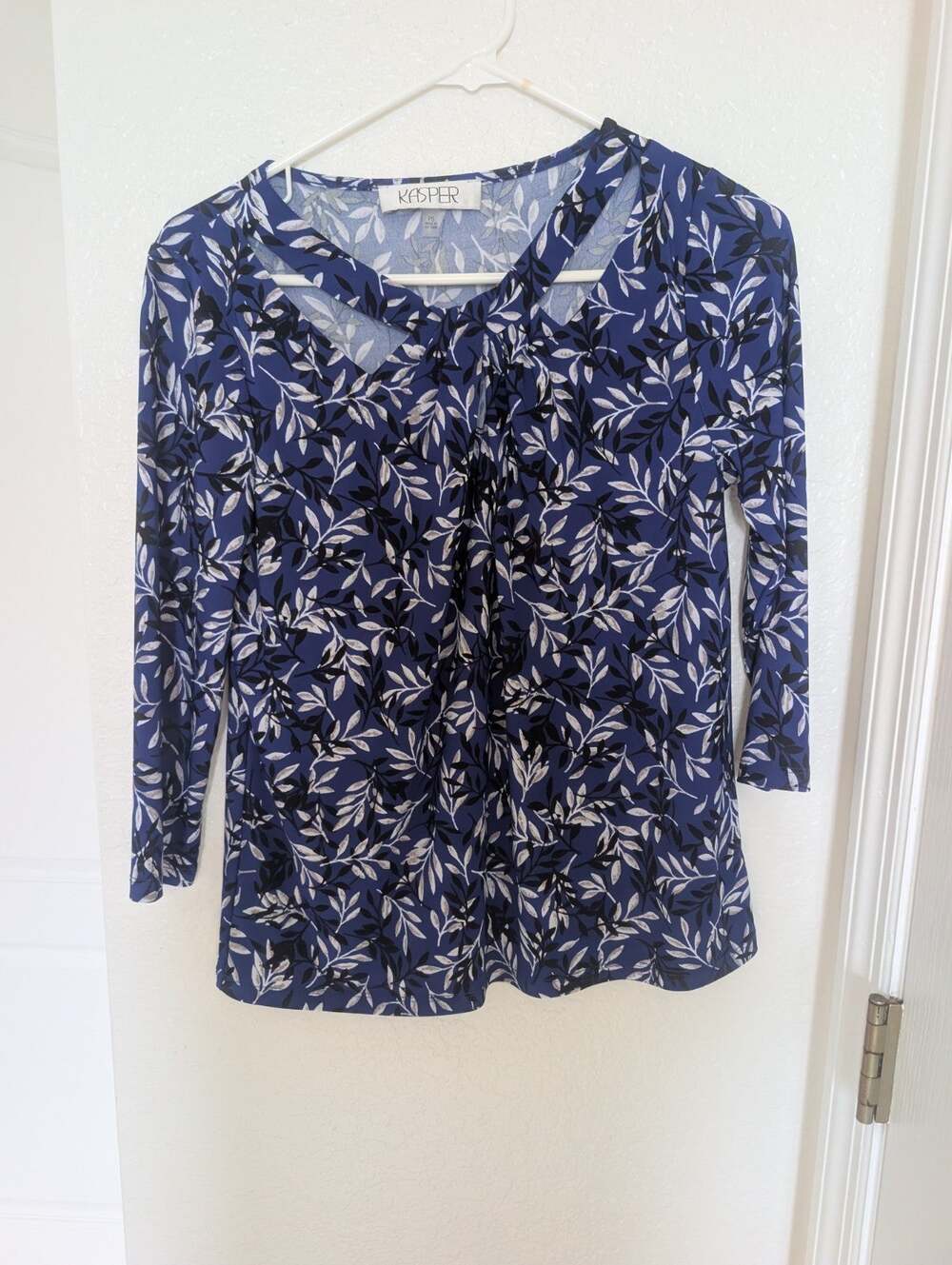 Kasper Blue Printed Twisted Mock Neck Long Sleeve Top Women S, Boho, Streetwear